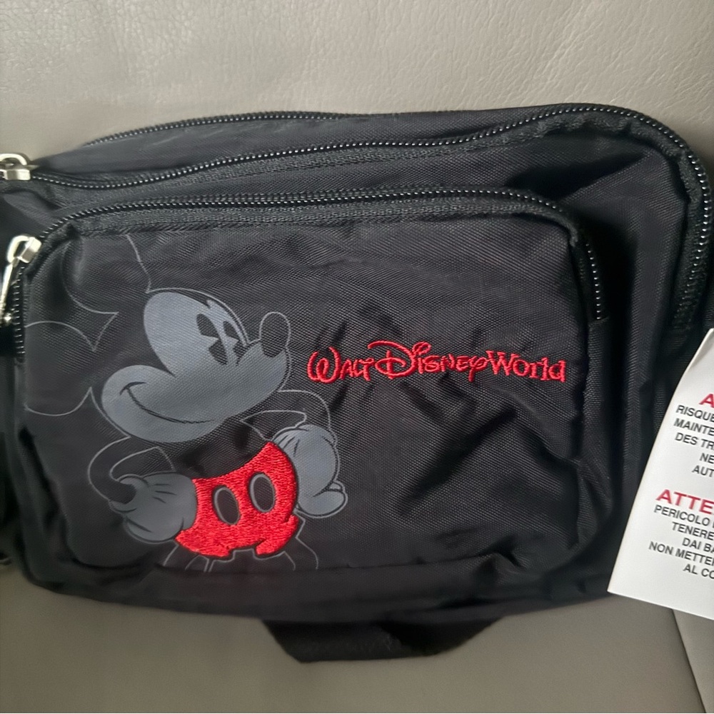 BNWT Walt Disney World Belt Bag